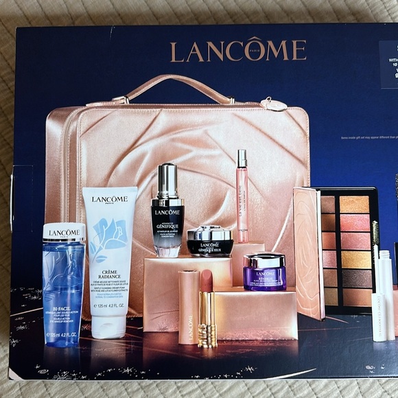 $650! LANCÔME 2024 BEAUTY BOX 10 Iconic Products - Picture 2 of 14